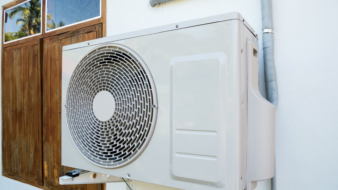 How Rainy Weather Can Impact Your Air Conditioning Unit AC repair